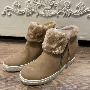 Brash Tan Wedge Boots with Faux Fur